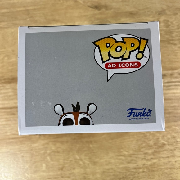 Tony the Tiger Surfing Funko Pop #191 Frosted Flakes SDCC 2023 Vaulted NOT MINT - Picture 6 of 10
